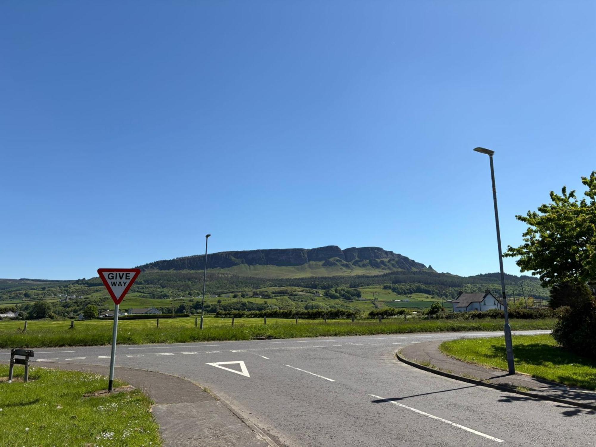 Binevenagh View, Magilligan Let * Limavady